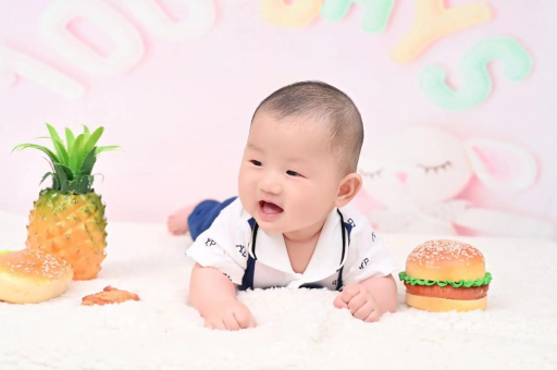 新泰宝宝发烧膝盖疼